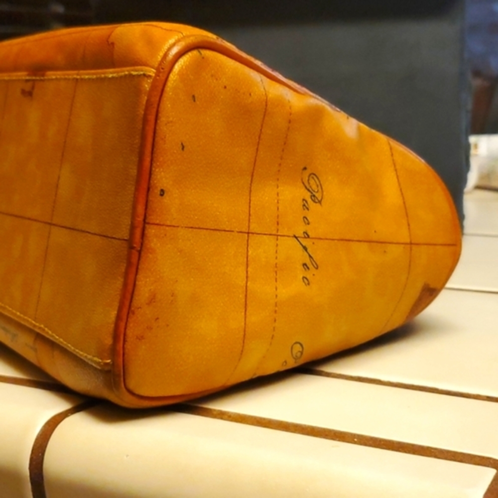 Alviero Martini Prima Classe World Map Gem